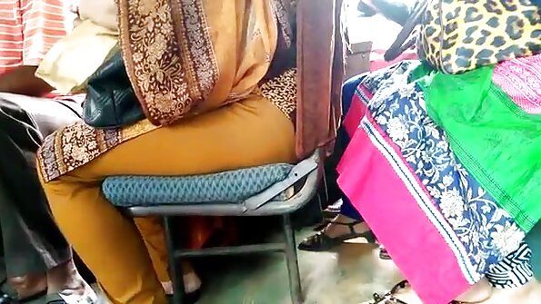 టీన్ అల్లీ రే ఆమె స్నేహితుడి చేతిలో చిక్కుకుంది మరియు క్రీంపీ పొందుతుంది
